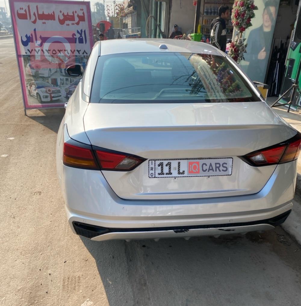 نيسان ألتيما
